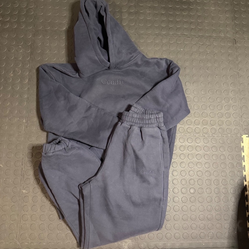 Comfrt Signature Sweatset Hoodie and Joggers Navy Blue Small athleisure